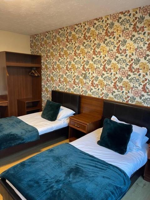 West Park Hotel Chalets Clydebank Dış mekan fotoğraf